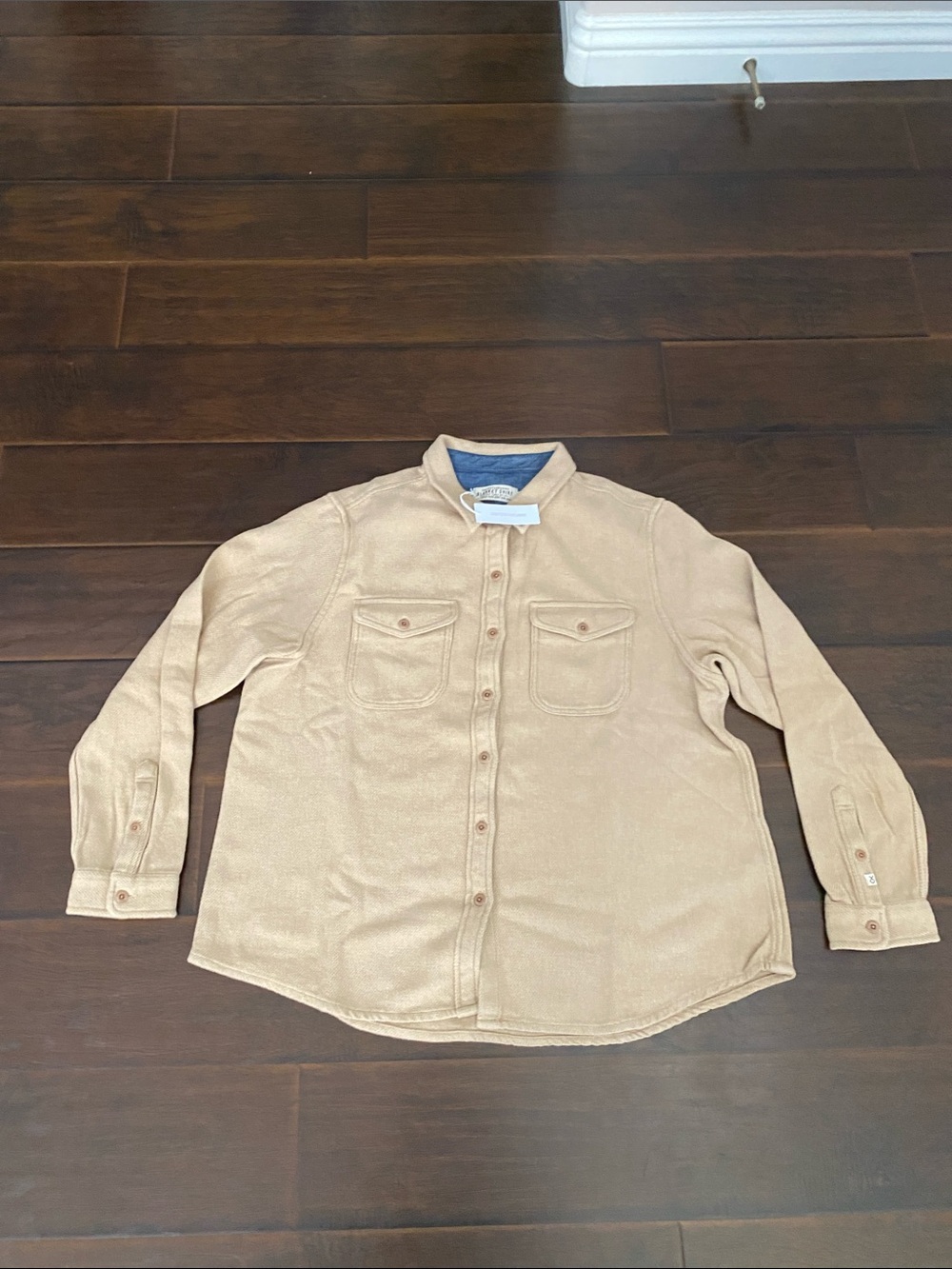 New with tag Outerknown Blanket shirt 100% organic cotton women’s size XL/XXL